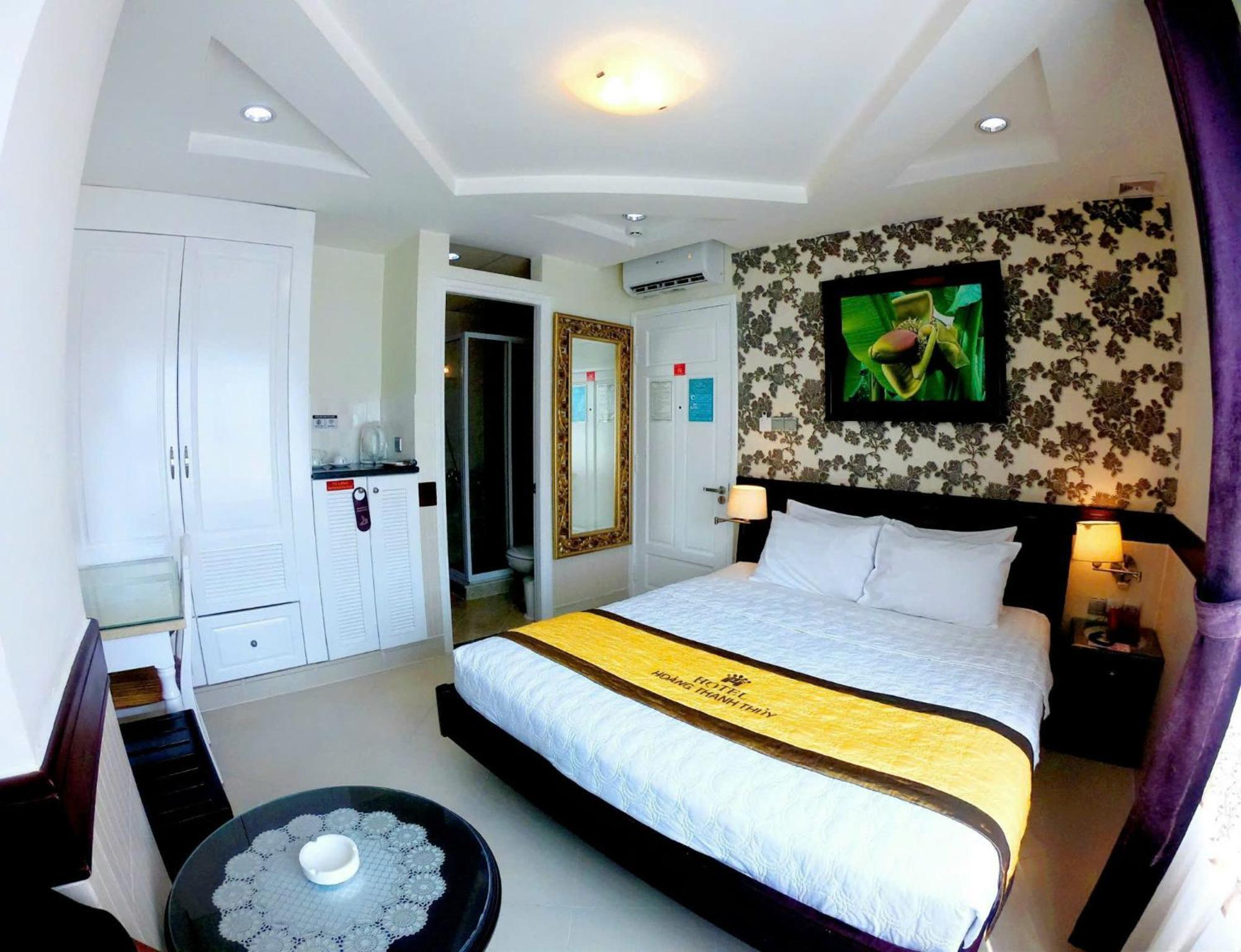 Hoang Thanh Thuy Airport Hotel 2 - Gan Am Thuc Dem Cho Hoang Hoa Tham Ho Chi Minh City Exterior photo