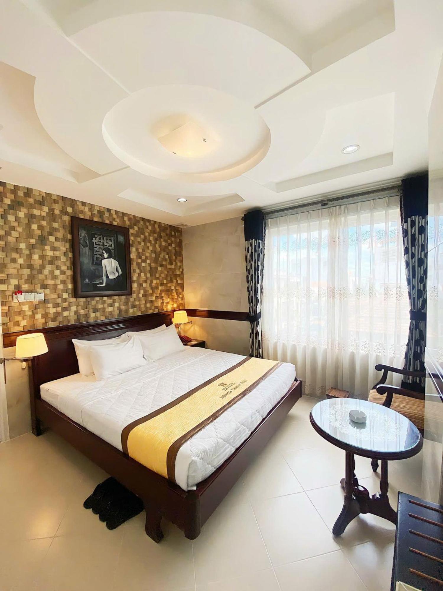 Hoang Thanh Thuy Airport Hotel 2 - Gan Am Thuc Dem Cho Hoang Hoa Tham Ho Chi Minh City Exterior photo